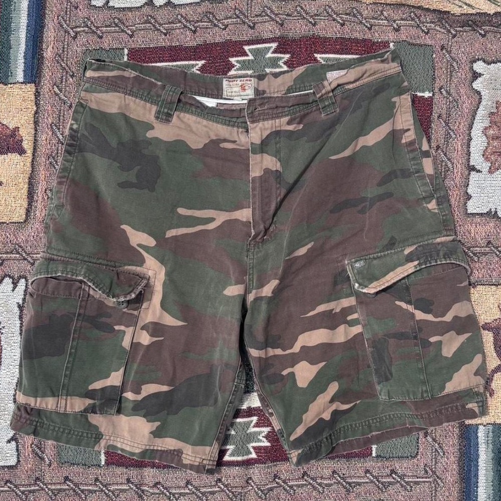 Point Zero Men's Green and Brown Cargo Shorts
